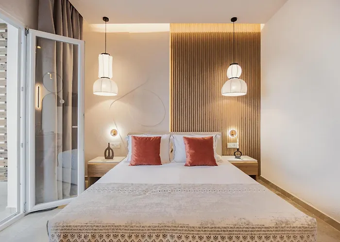 Anna Hotel *