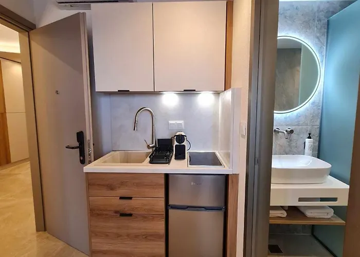 Anna * Limenaria (Thasos)