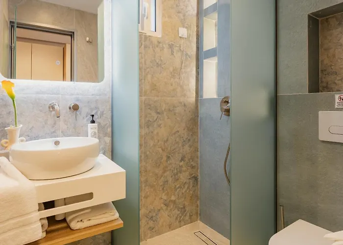 Anna * Limenaria (Thasos)